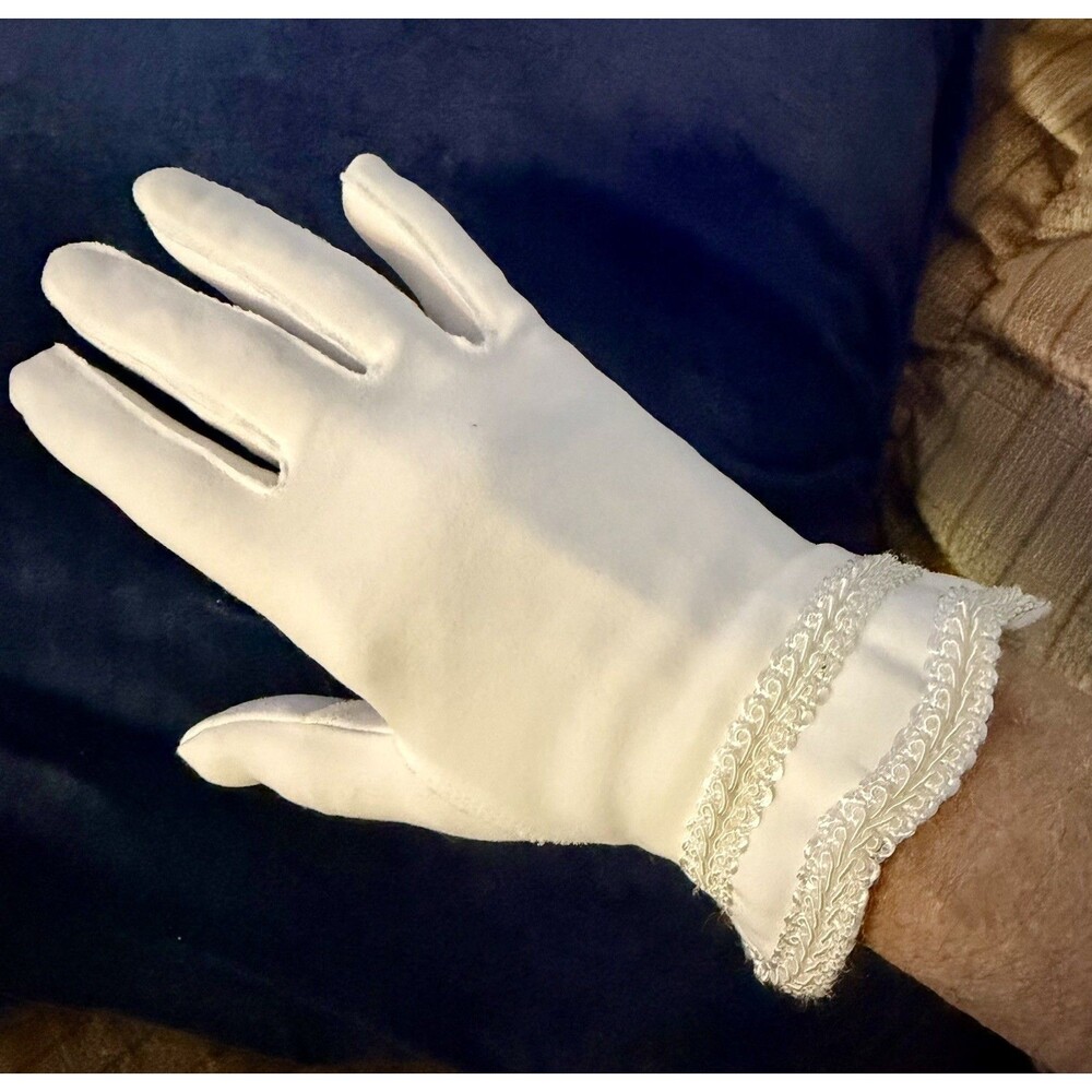 Vintage White Bridal Everyday Gloves with Lace Trim, Wrist Length
